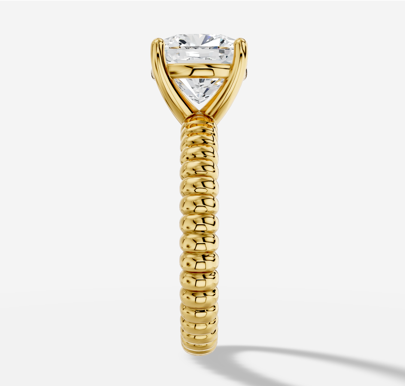 Cushion Diamond Ring in 18K Yellow Gold - 图片 2