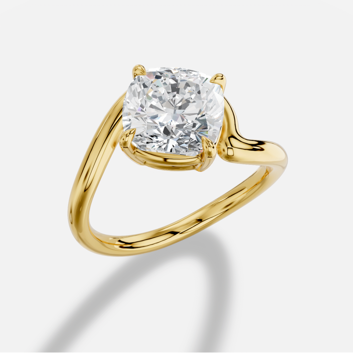 Cushion  Diamond Ring in 18K Yellow Gold