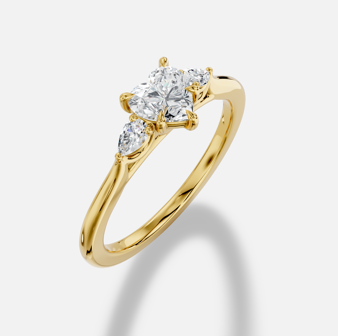 Heart Three Stones Diamond Ring in 18K Yellow Gold - 图片 4