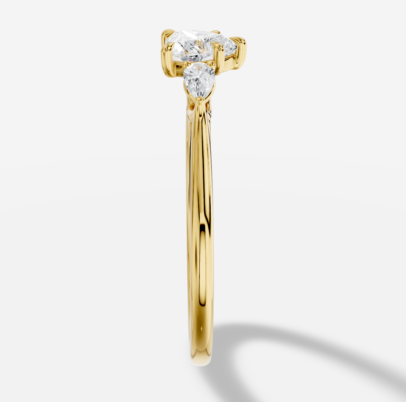 Heart Three Stones Diamond Ring in 18K Yellow Gold - 图片 2